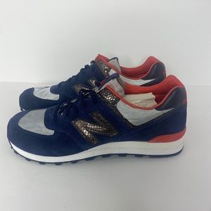 RARE BLUE NEW BALANCE TENNIS SHOES